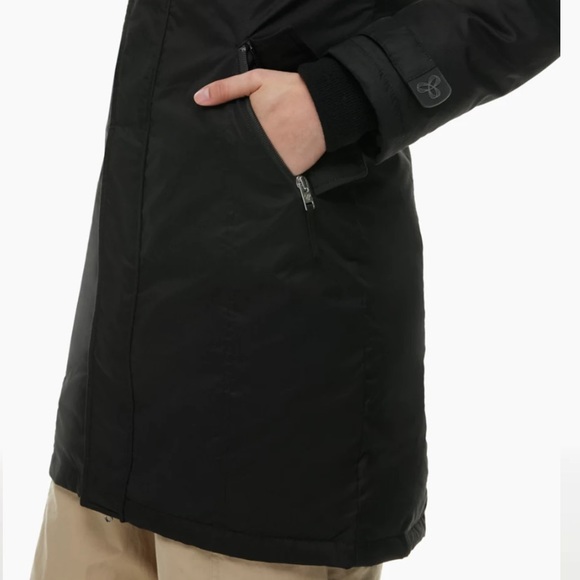 Aritzia Summit Parka - Picture 2 of 5